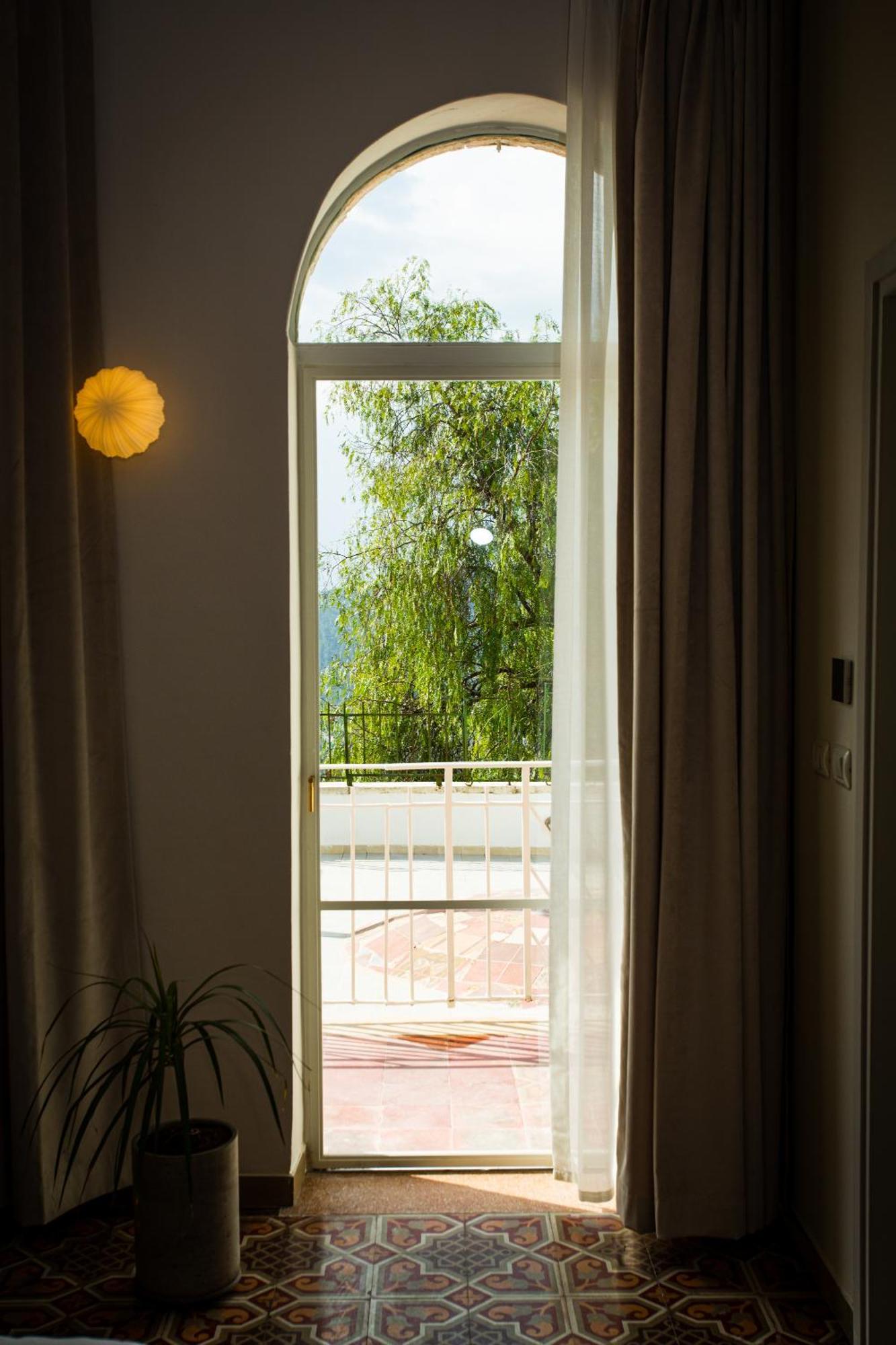 Khan Ein Karem Boutique Hotel Jérusalem Extérieur photo